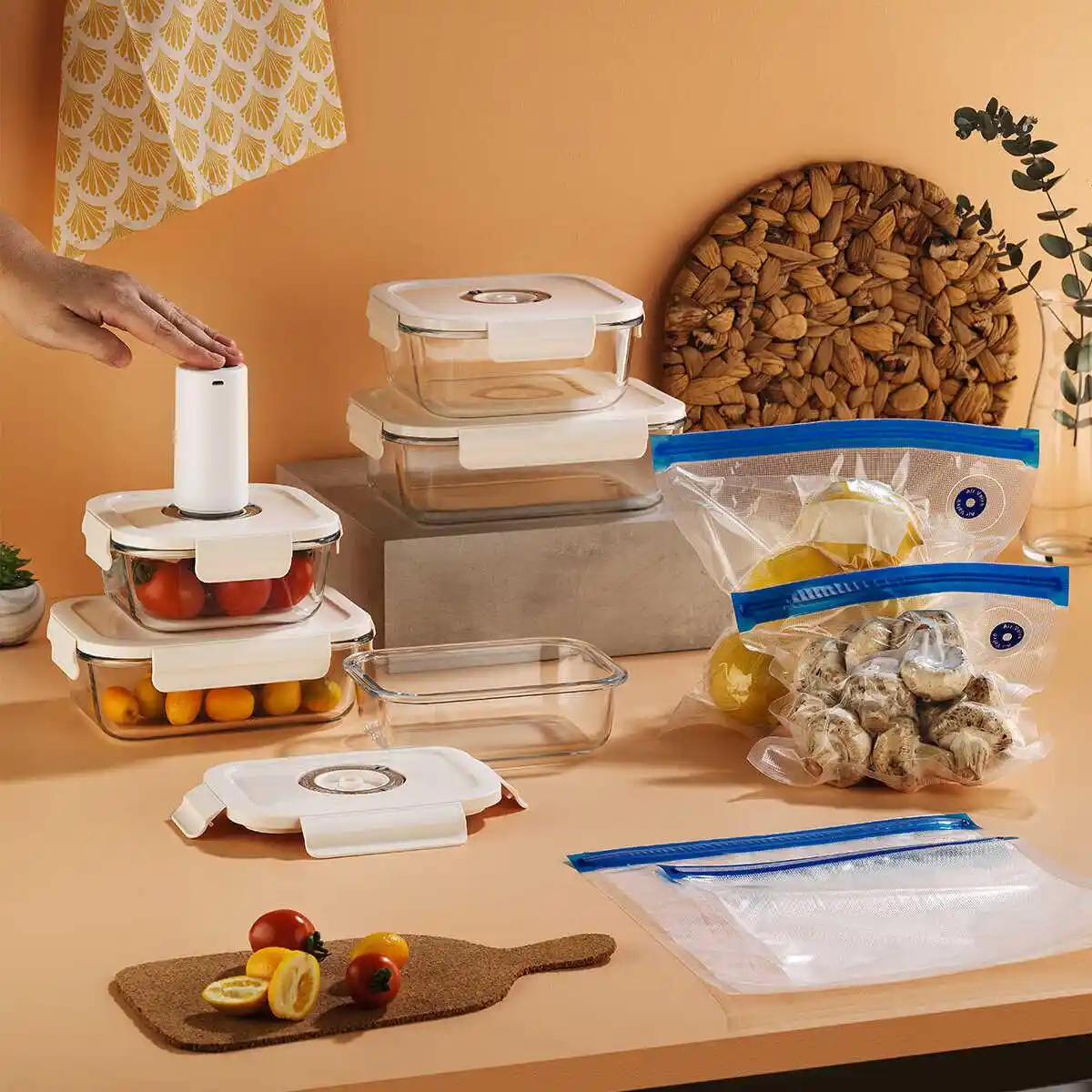 Vakumlu Cam Saklama Kapları ile Modern ve Şık Mutfak Dekorasyonu Çözümleri