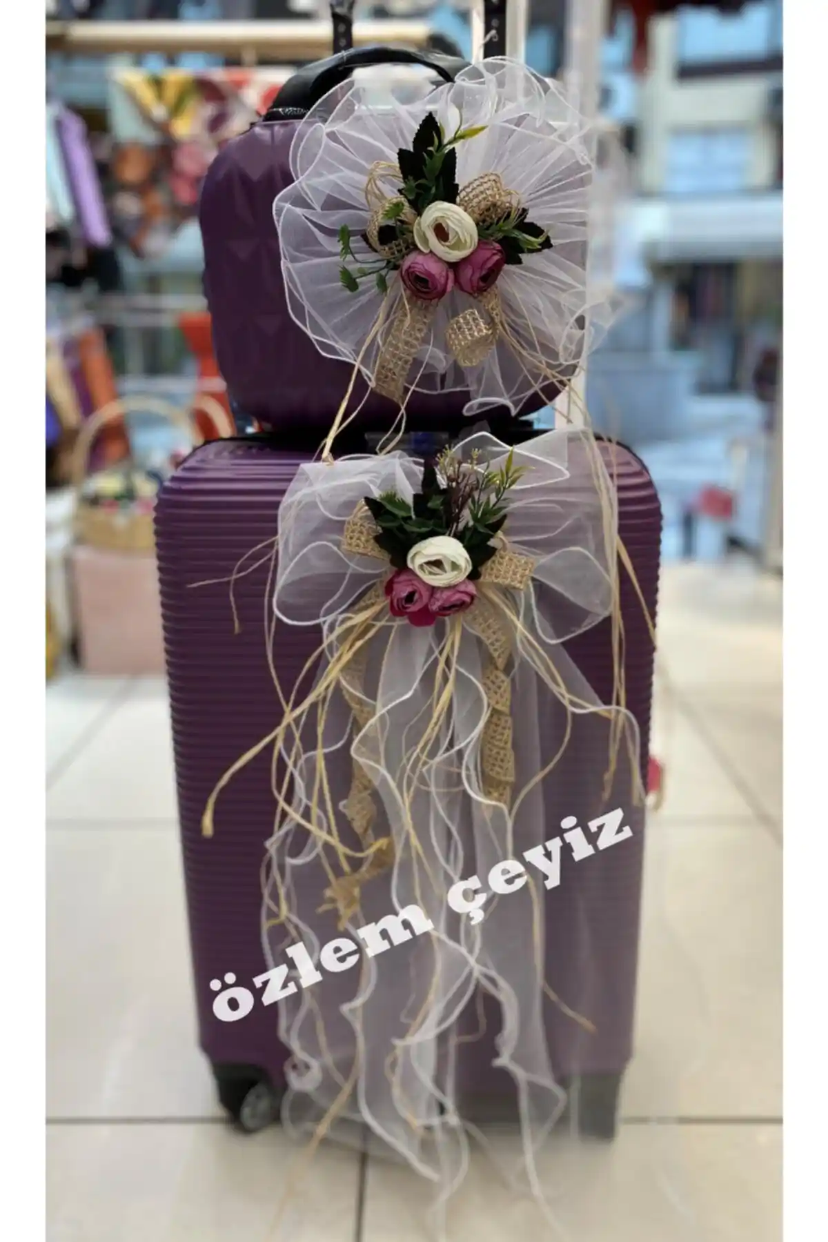 Valiz Süsleri ile Dekorasyonda Yaratıcı ve Şık Fikirler 2024