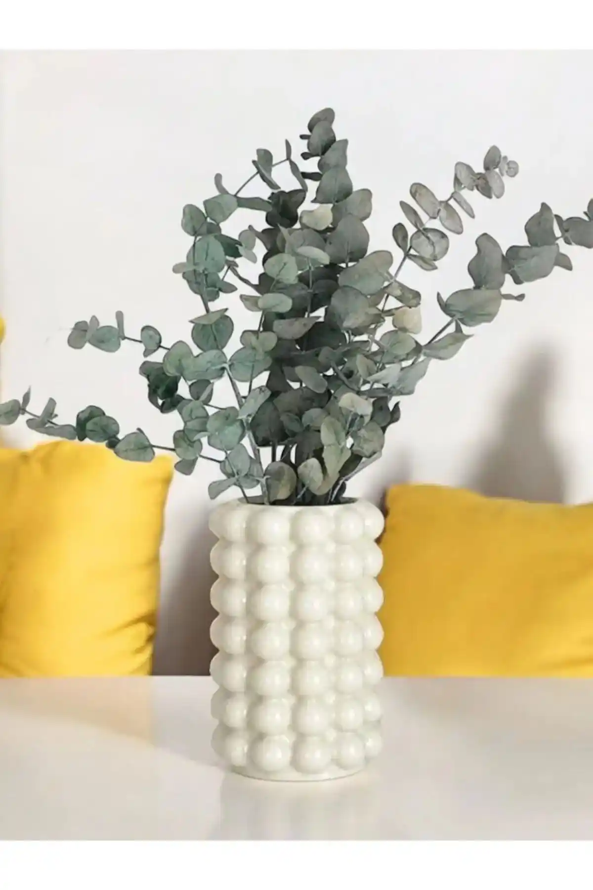 Vazo Dekorasyonuyla Mekânlara Zarafet Katmanın En İyi Yolları