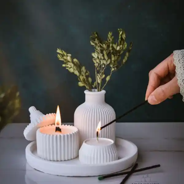 Vazolar ve Aksesuarlar ile İç Mekan Dekorasyonunda Zarif Çözümler