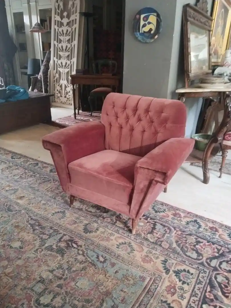 Vintage Berjer ile Evinize Zamansız Şıklık Katmanın Yolları ve Dekorasyon İpuçları