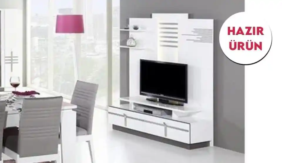 Vitrinli Televizyon Ünitesi Seçenekleri ve Dekorasyon İpuçları