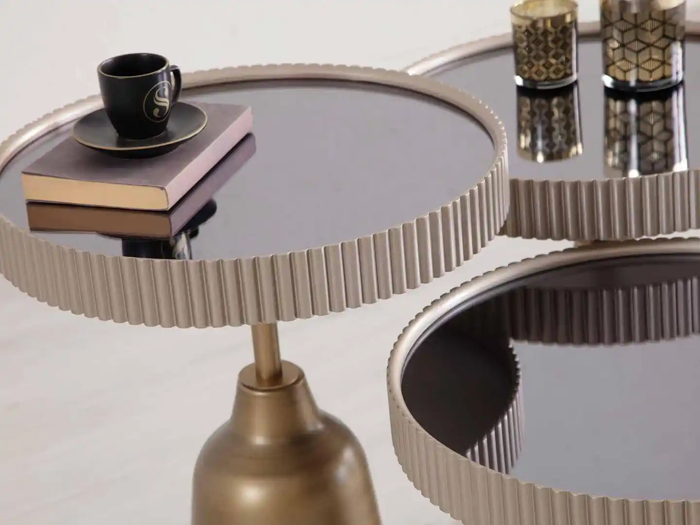 Vizon Sehpa ile Dekorasyonda Şıklık ve Fonksiyonellik Sağlayan Modern ve Klasik Seçenekler