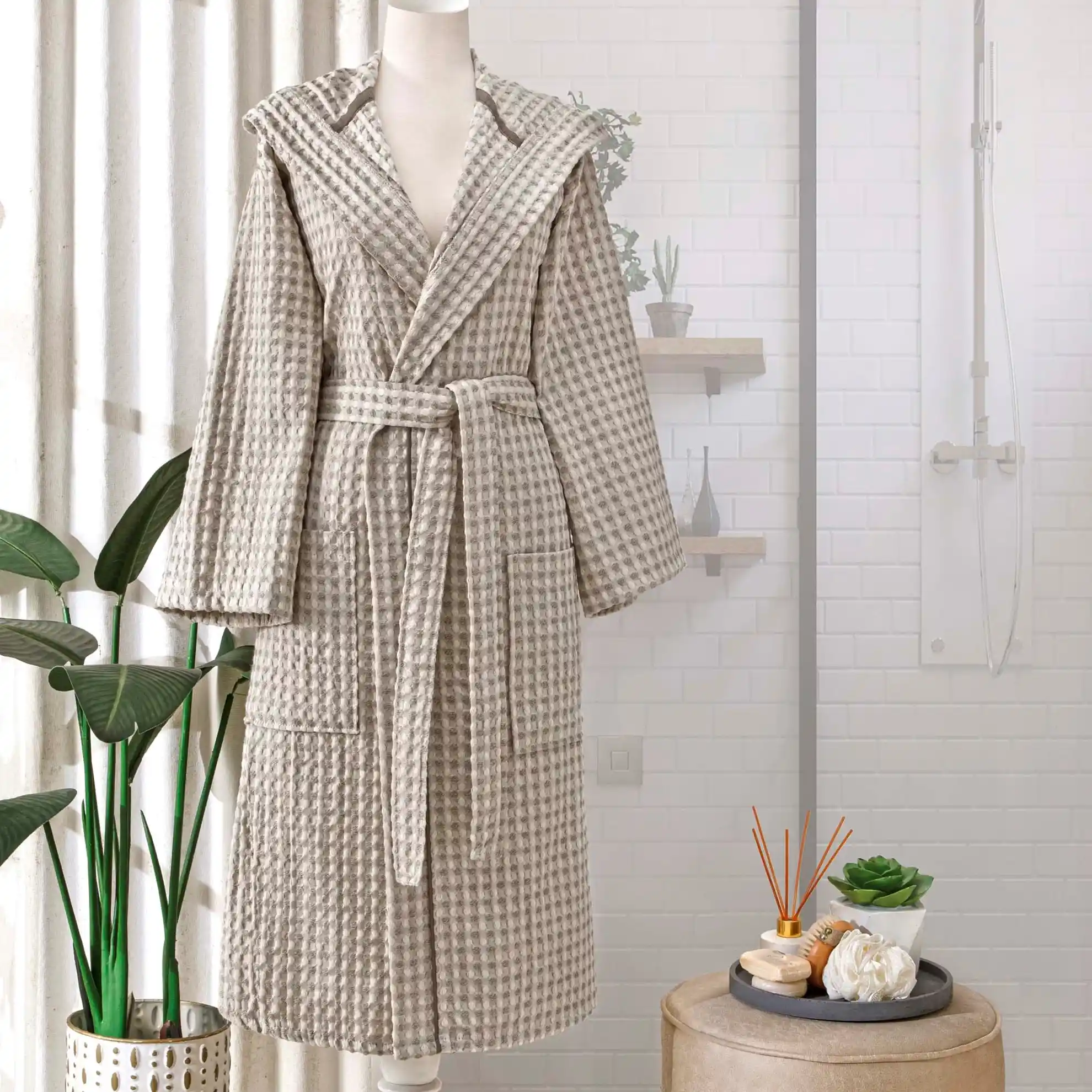 Waffle Bornoz ile Dekorasyonda Şıklık ve Konforu Bir Arada Sağlama Rehberi