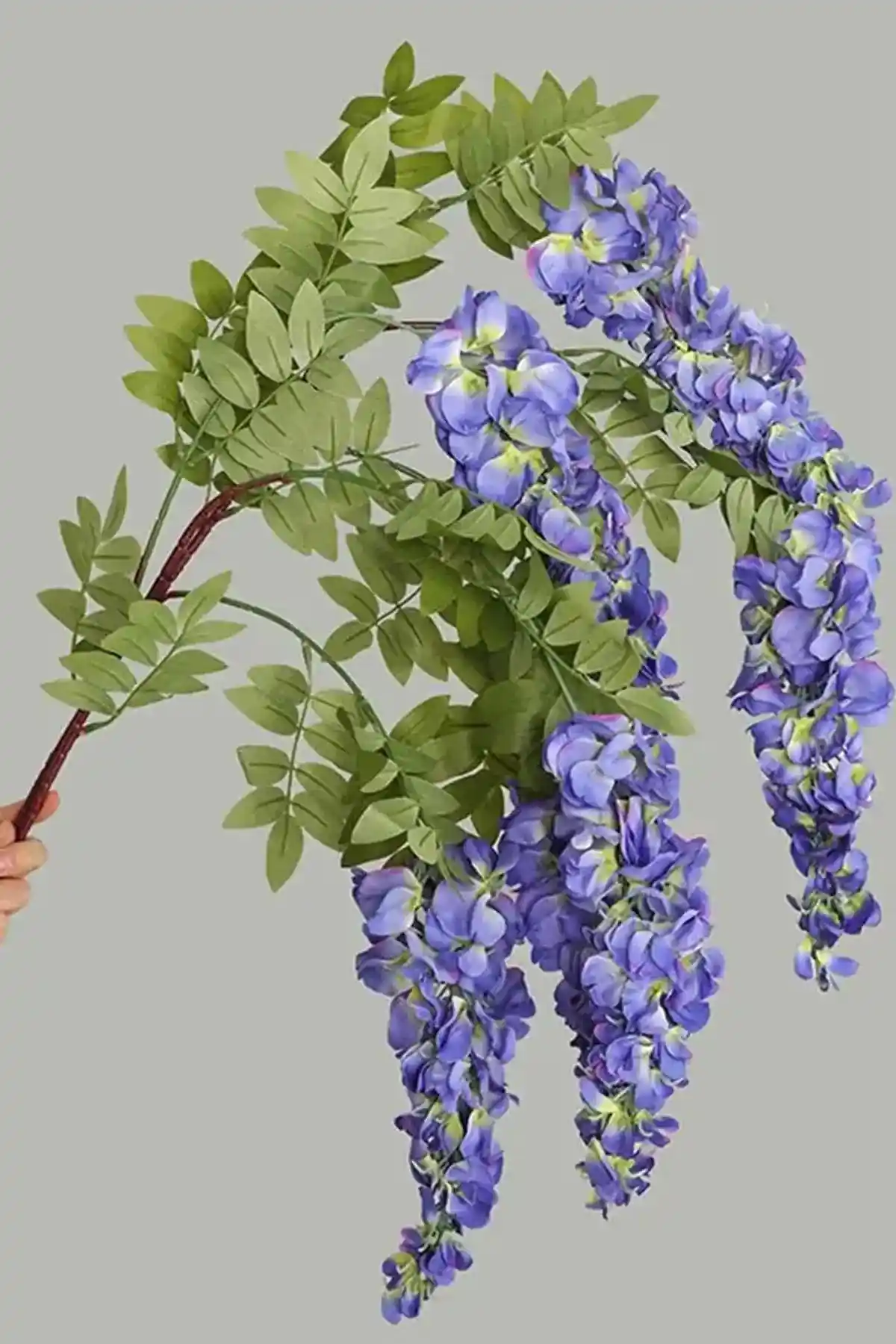 Yapay Salkım Çiçekleriyle Dekorasyonda Zarif ve Dayanıklı Çözüm Alternatifleri