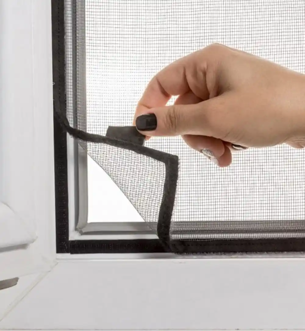 Yapıştırma Sineklikleri ile Dekorasyonda Estetik ve Fonksiyonellik Bir Arada