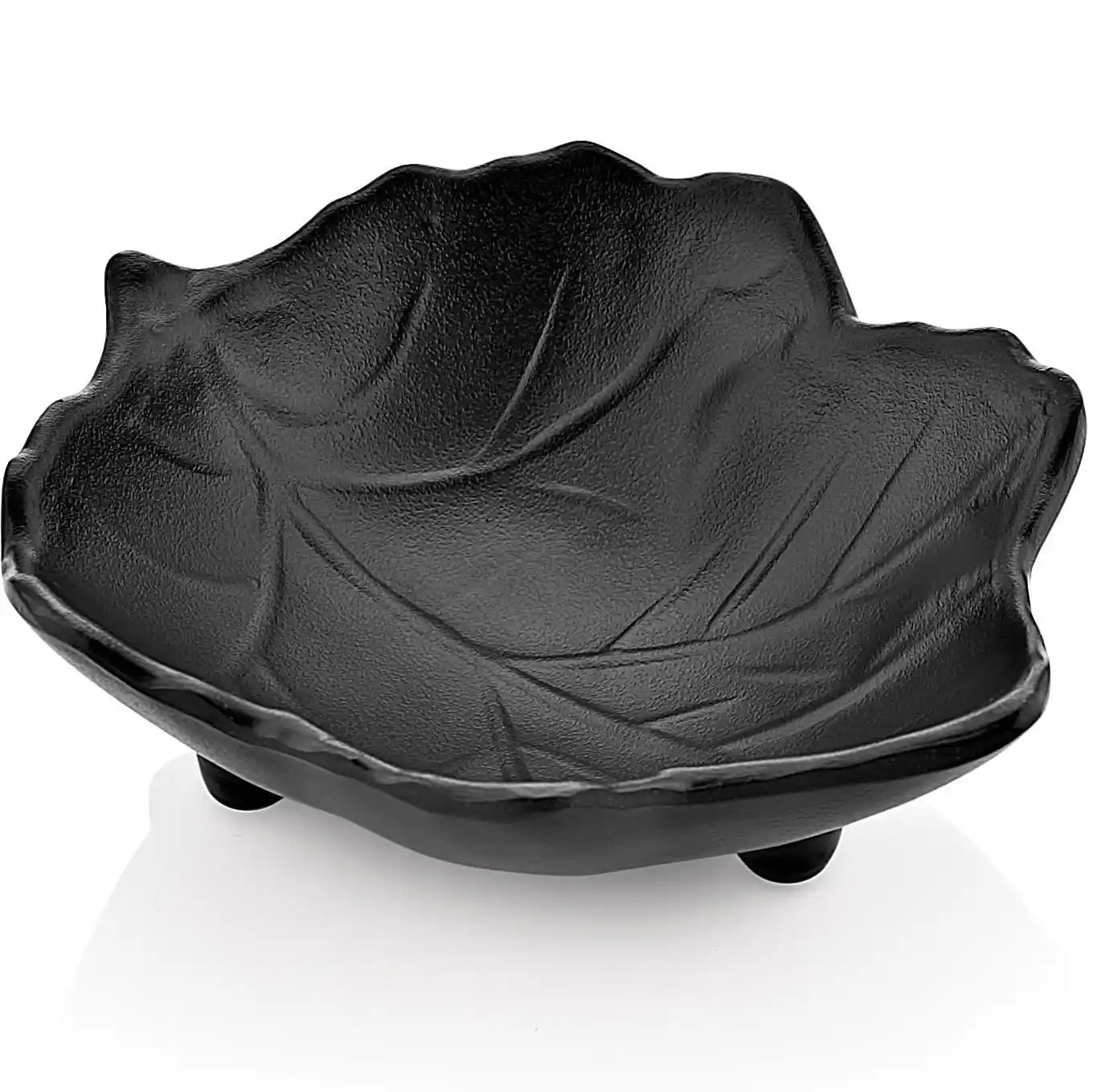 Yaprak Sunumluklarıyla Doğadan İlham Alan Zarif Dekorasyon Önerileri