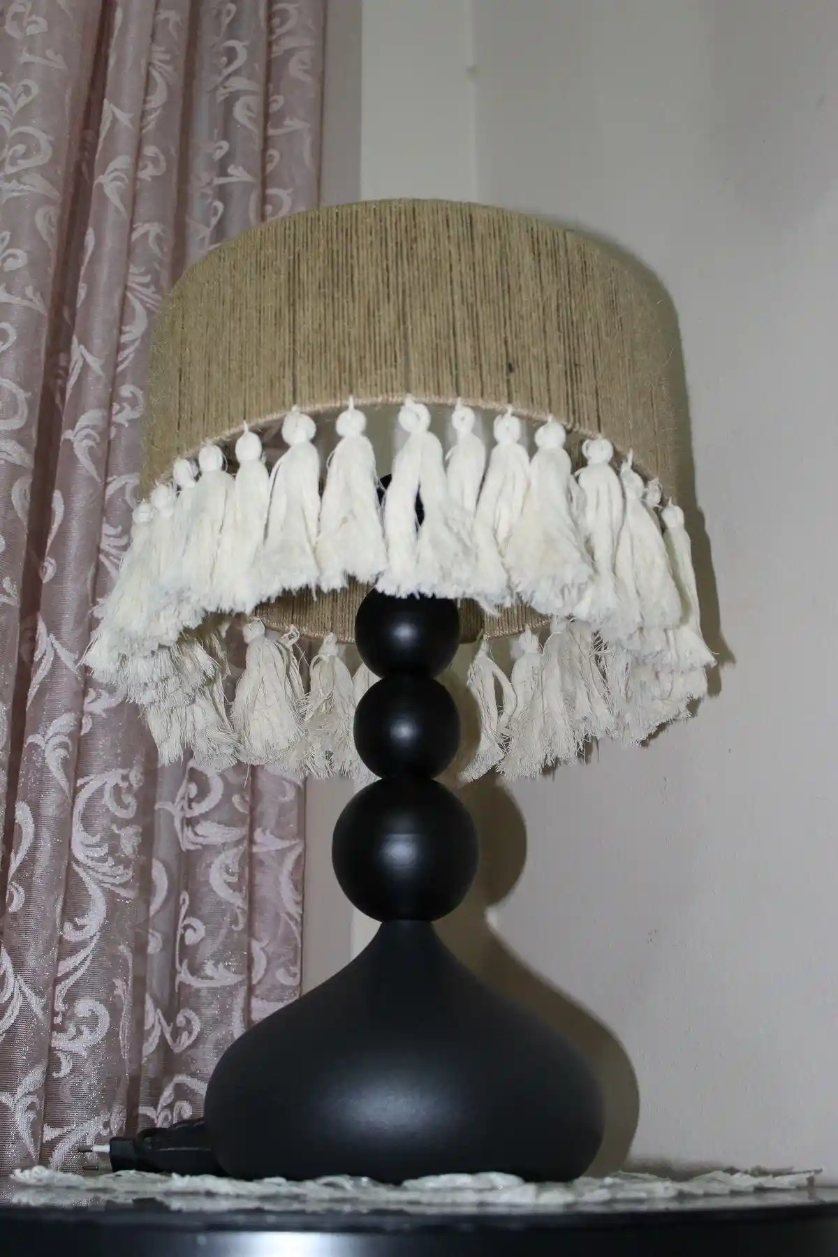 Yatak Başlığı Lambası Seçenekleri ve Dekorasyonda Kullanım İpuçları