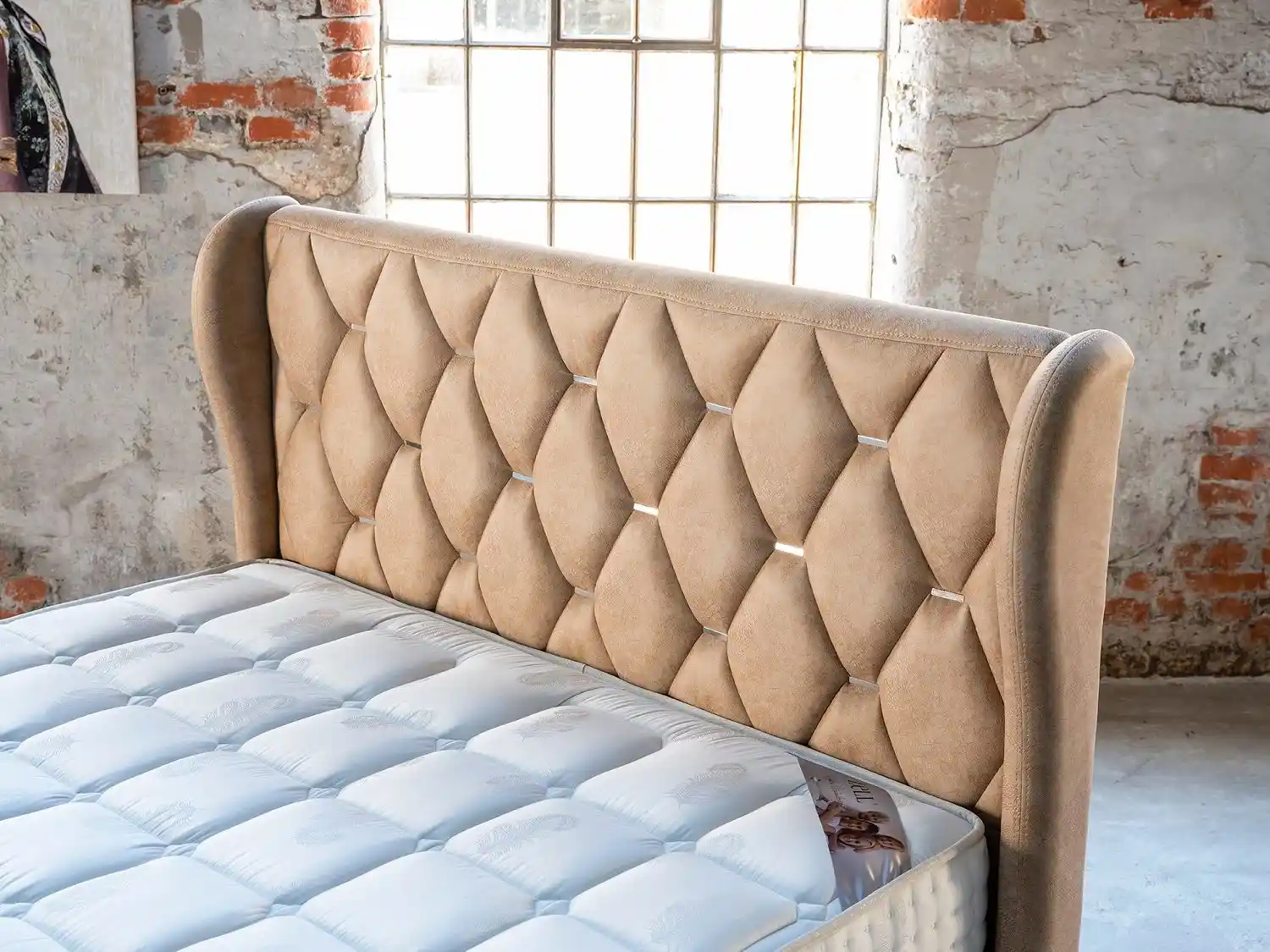 Yatak Başlığı Modelleri ve Seçiminde Dekorasyon İçin En İyi Yöntemler