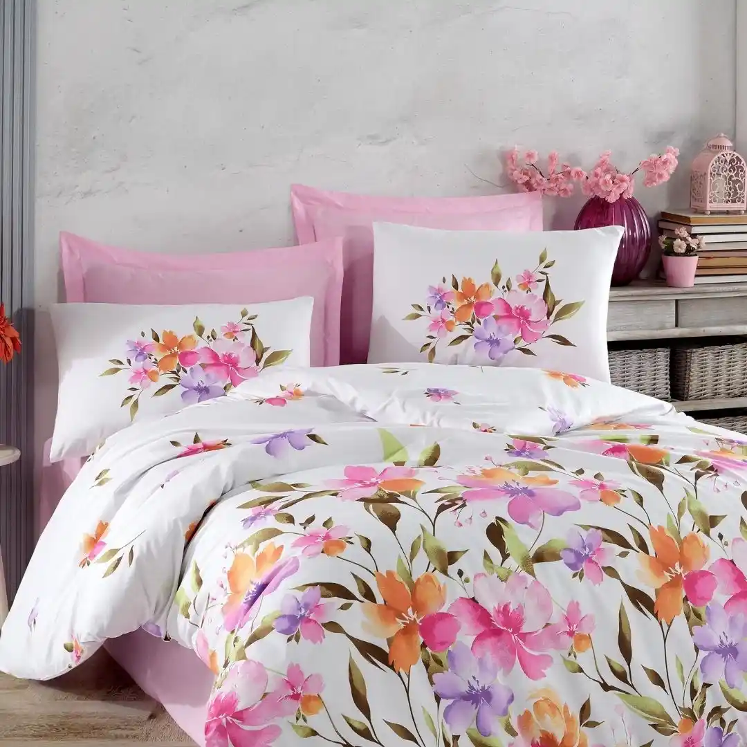 Yatak Odalarınızı Canlandıran Renkli Nevresim Takımları ve Dekorasyon İpuçları