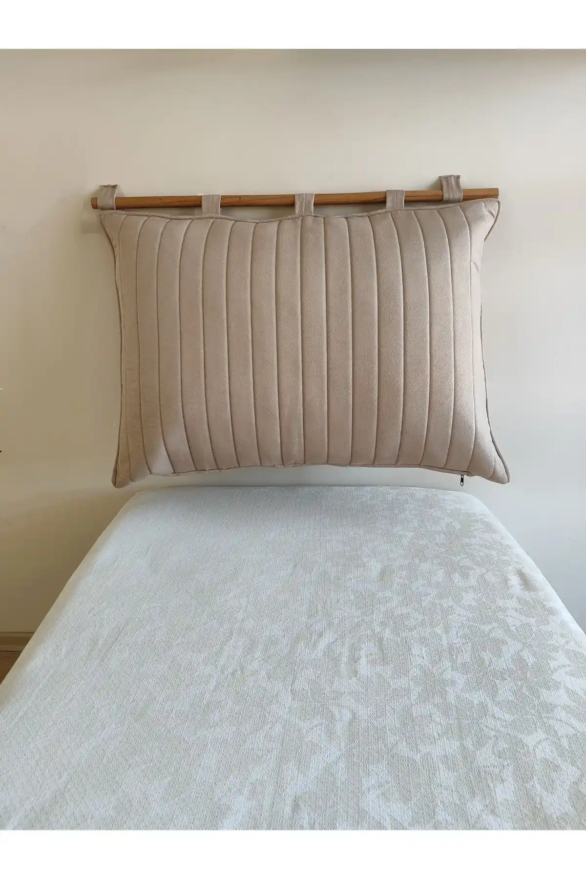 Yatak Odası Dekorasyonunda Yatak Başlığı ve Yastık Seçenekleri İpuçları