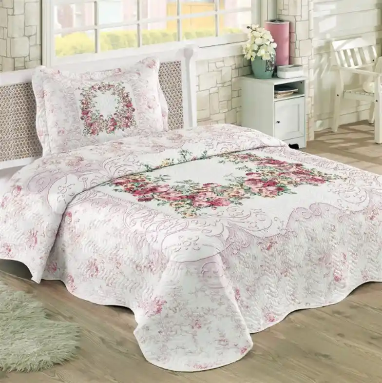 Yatak Odası Dekorasyonunu Geliştiren Tek Kişilik Kapitone Yatak Örtüleri