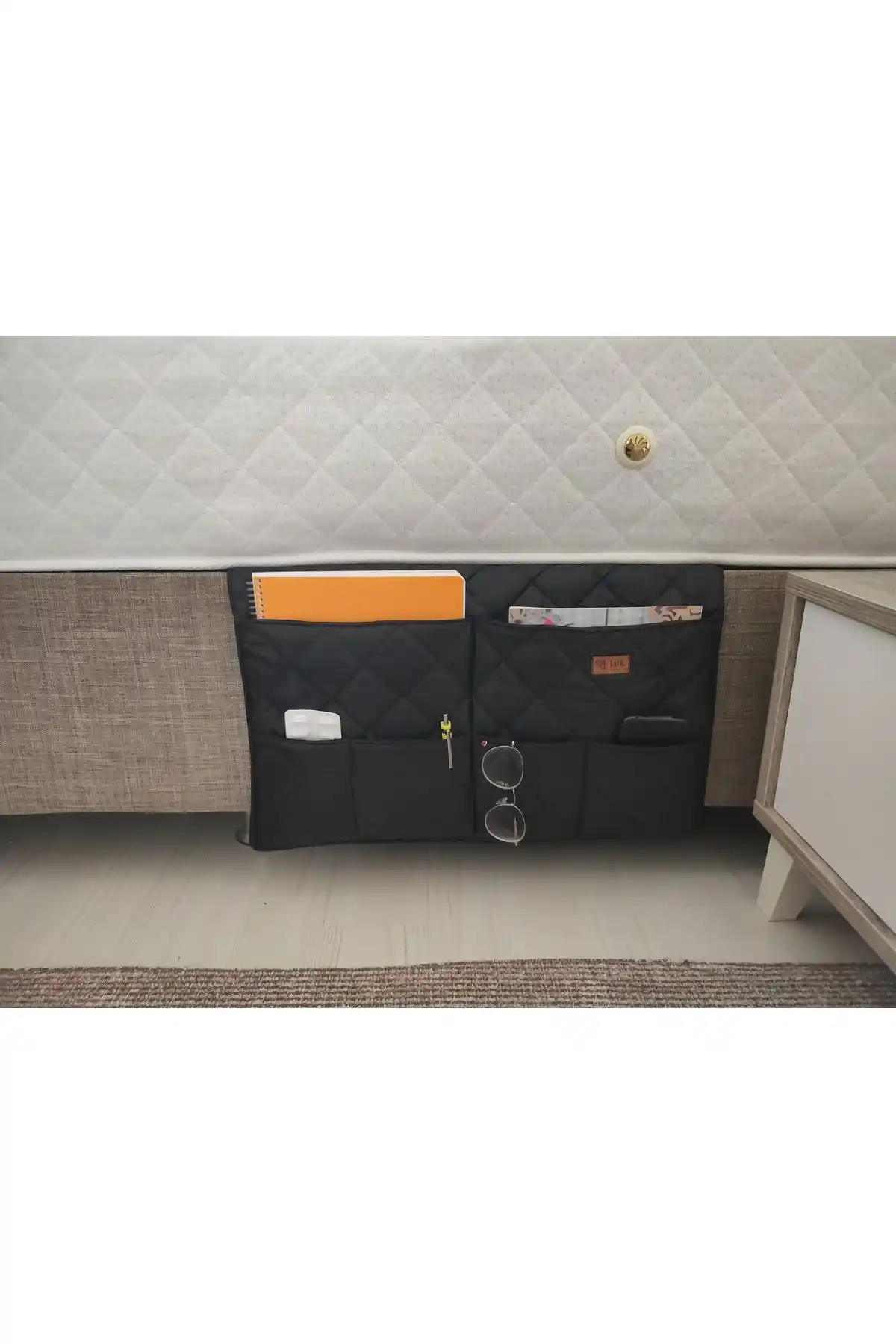 Yatak Yanı Düzenleyicileriyle Dekorasyonunuzu Yenileyin Konfor ve Estetiğin Mükemmel Buluşması