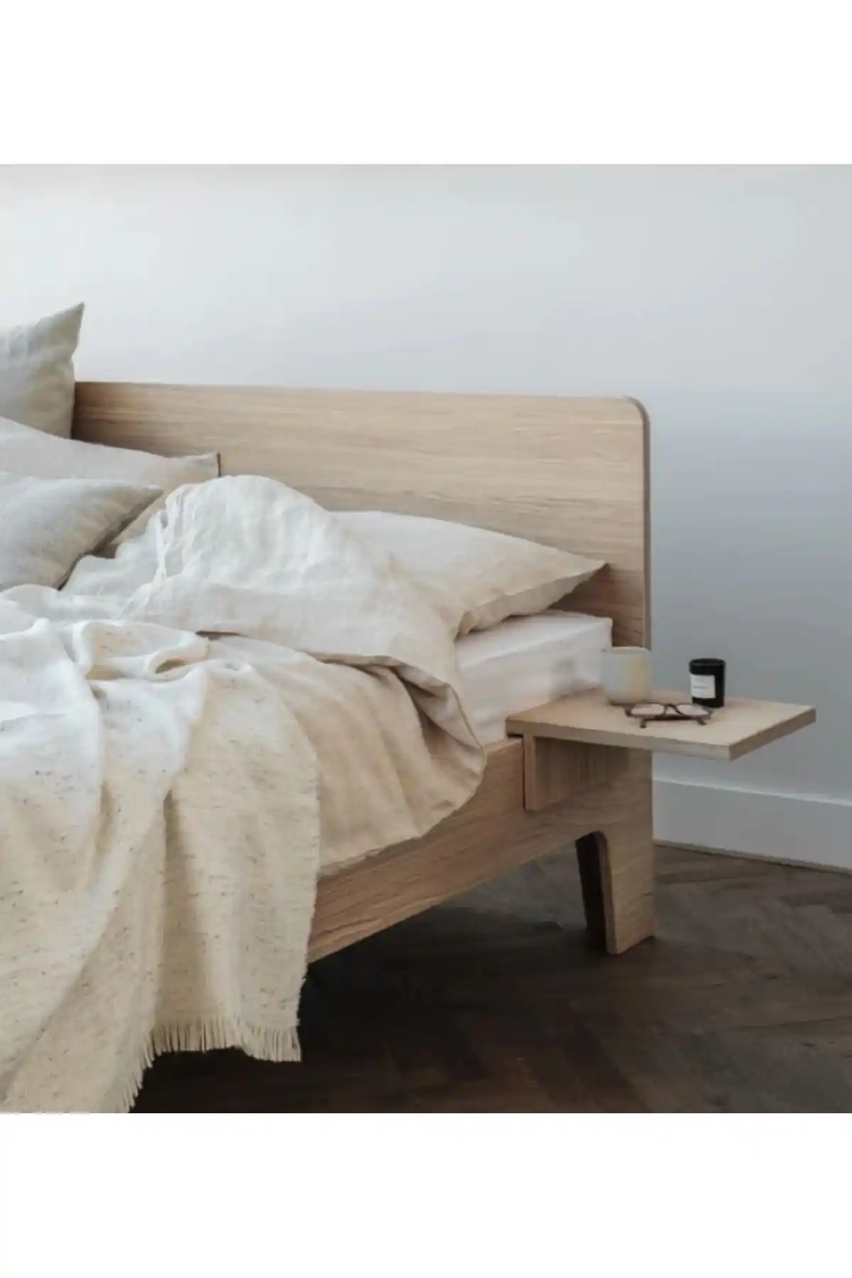 Yatak Yanı Sehpa Seçimi ve Dekorasyonda Kullanım İpuçları