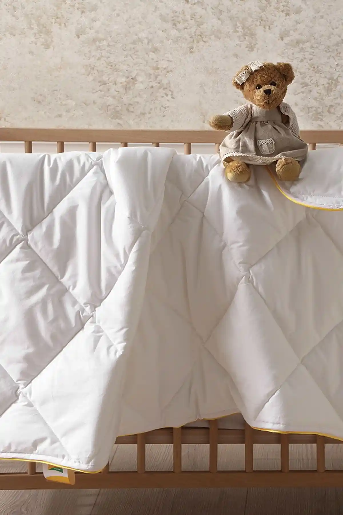 Yataş Dacron Hollofil Allerban Yorgan: Sağlıklı ve Konforlu Uyku İçin En İyi Seçenek