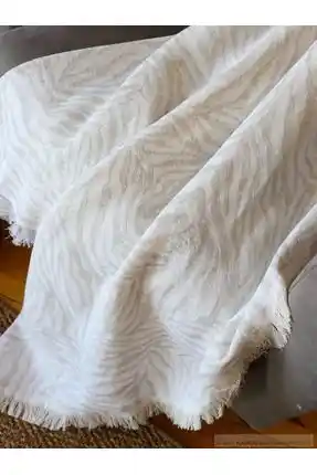 Yazlık Koltuk Örtüsü Seçimi ve Dekorasyon İpuçlarıyla Şık Mekanlar Yaratın