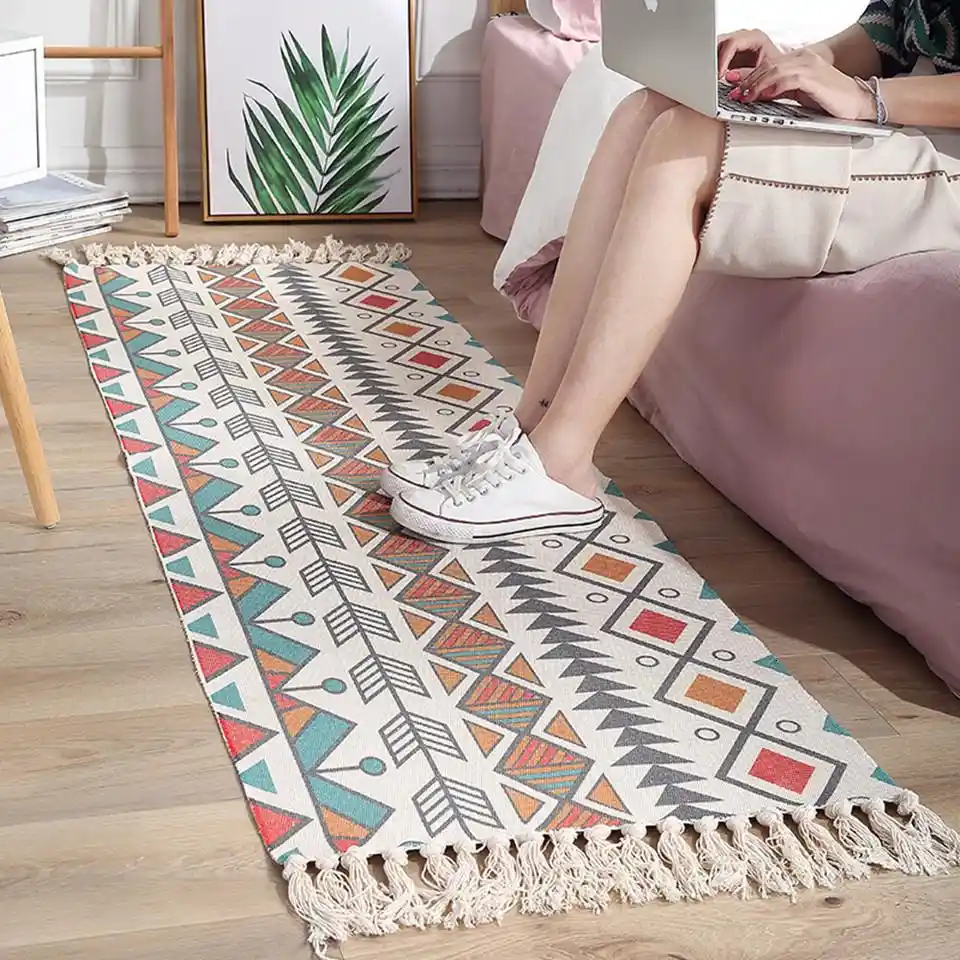 Yazlık Mekanlar İçin En Uygun Kilim Halı Modelleri ve Dekorasyon İpuçları