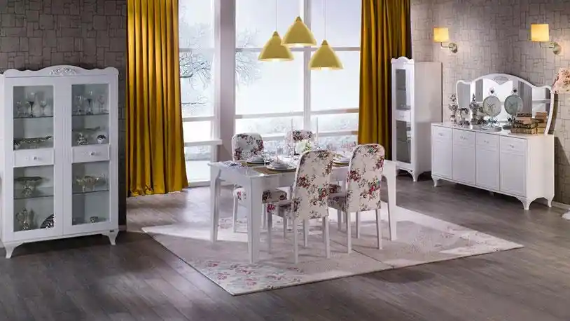 Yemek Masası Düzeni ve Dekorasyonunda Temel Prensipler ve Trendler