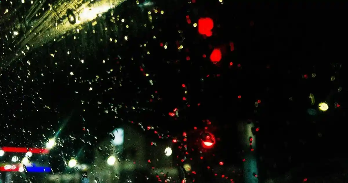 Yemek Masası Örtüsü Takımıyla Dekorasyonunuzu Geliştirin: Şıklık ve Fonksiyonellik Bir Arada