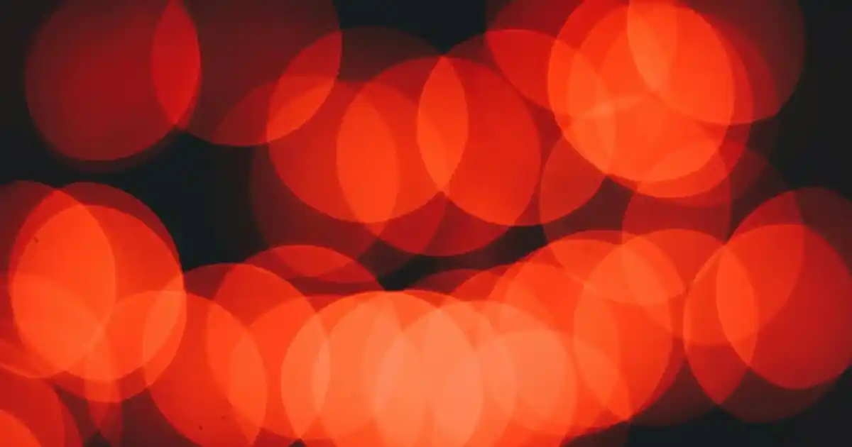 Yeni Masa Modelleri ile Ev Dekorasyonunuzu Güncelleyin ve Şıklık Katın