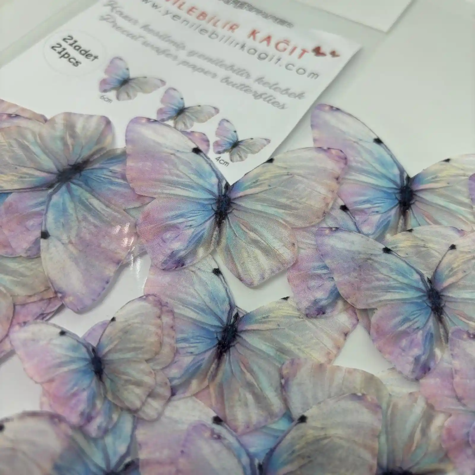 Yenilebilir Kağıt Kelebeklerle Doğal ve Sürdürülebilir Dekorasyon Trendleri