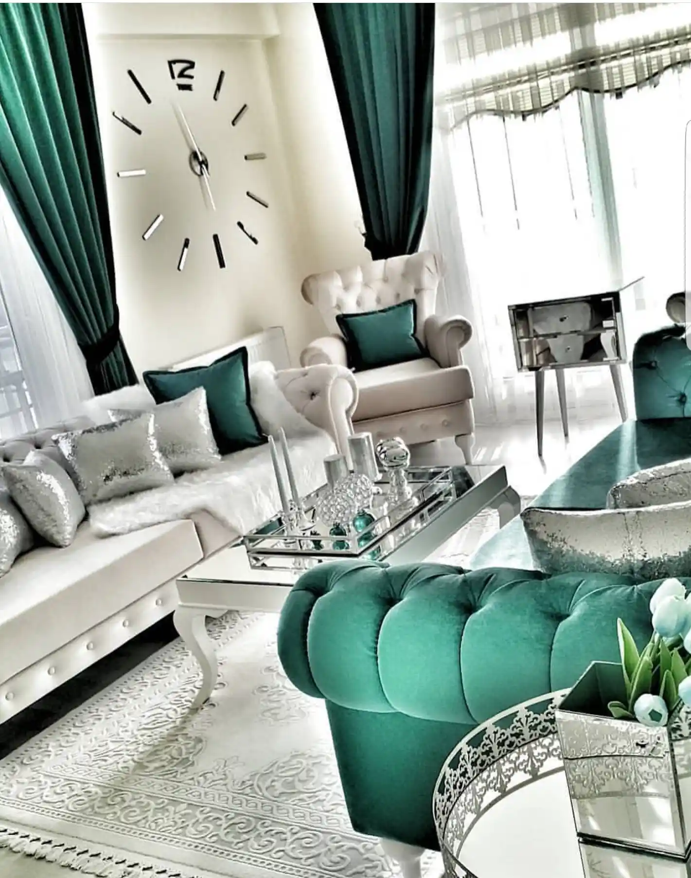 Yeşil Dekorasyon Trendleri: Doğanın Sıcaklığı ve Huzurunu Evinize Taşıyın