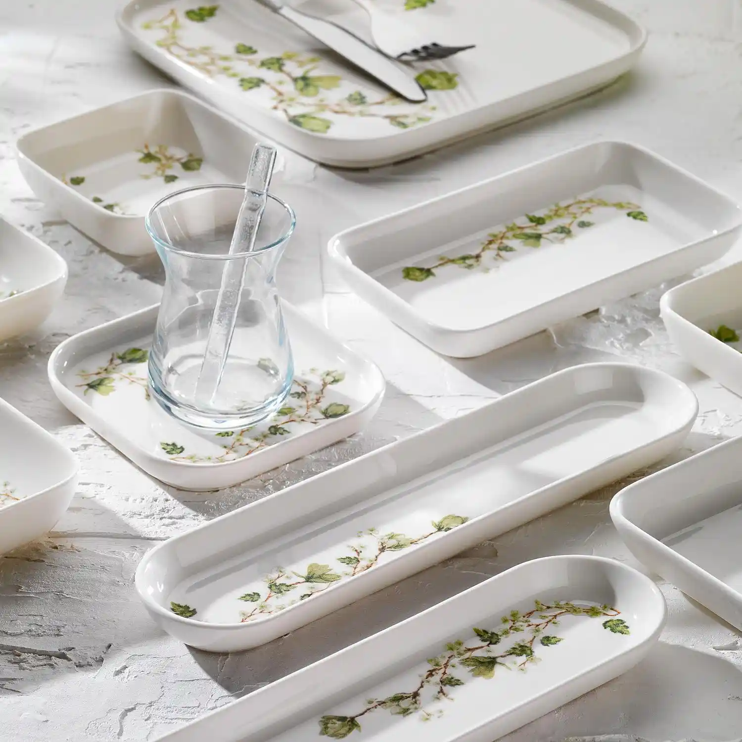 Yeşil Kahvaltı Takımı ile Dekorasyonda Doğallık ve Şıklık Rehberi