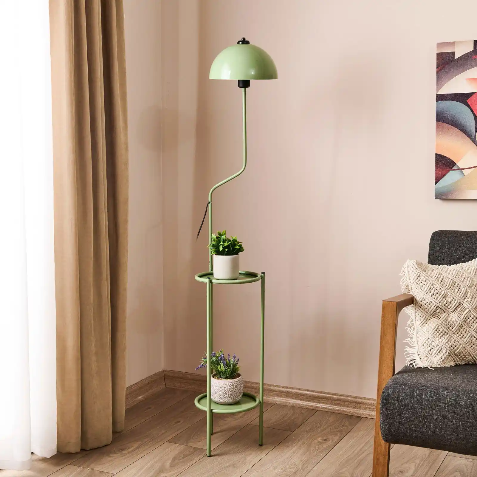 Yeşil Lambader ile Mekanlarınıza Doğal ve Şık Dokunuşlar Yapın