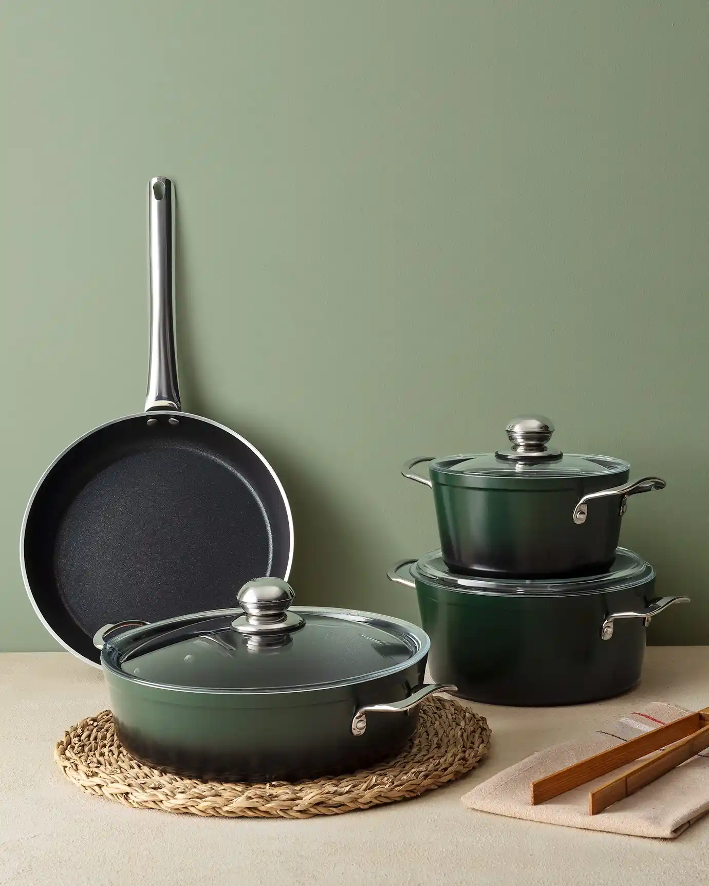 Yeşil Tencere Dekorasyonu: Doğal ve Şık İç Mekan Tasarımları