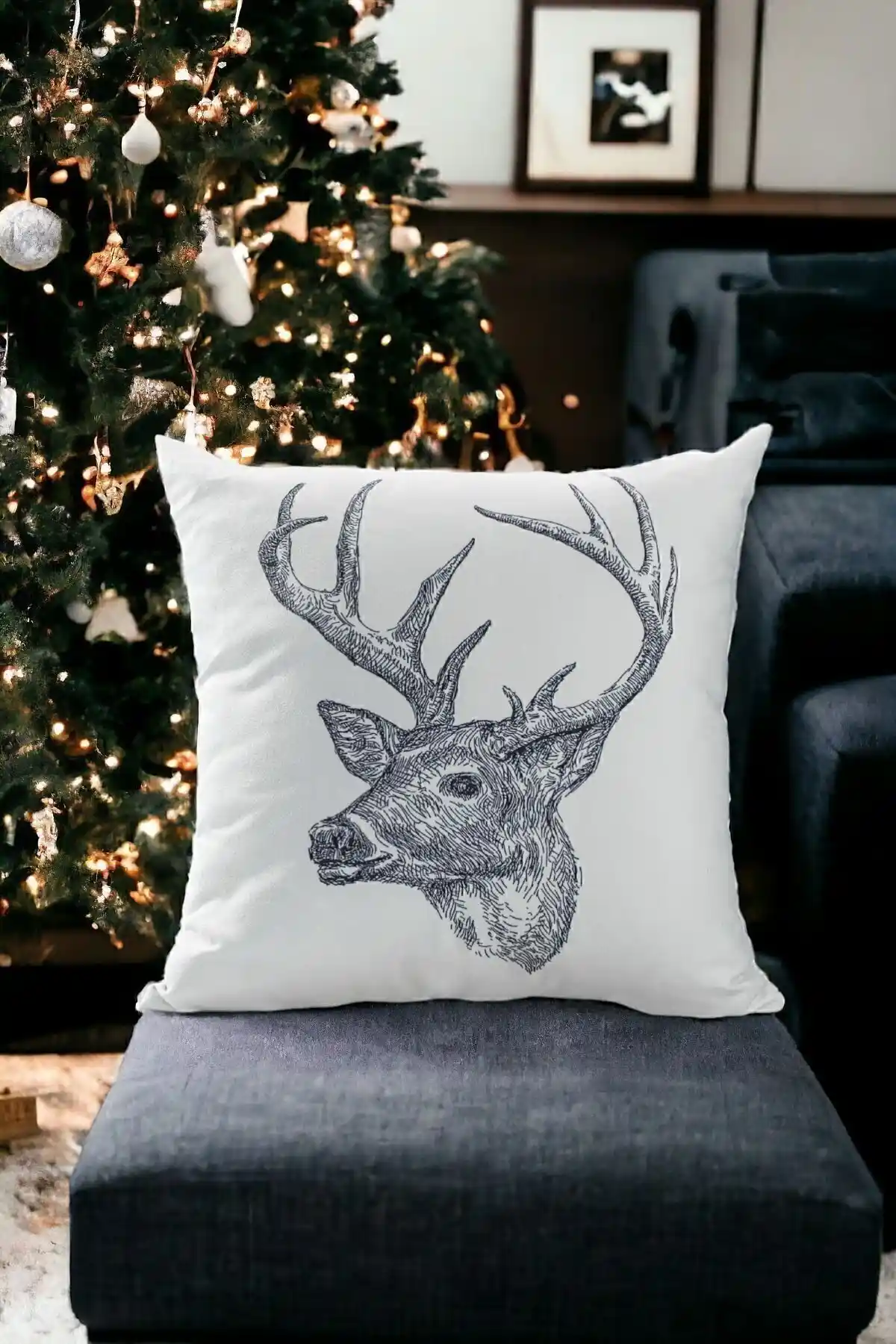 Yılbaşı Kırlent Kılıfı ile Dekorasyonunuzu Şık ve Konforlu Hale Getirin