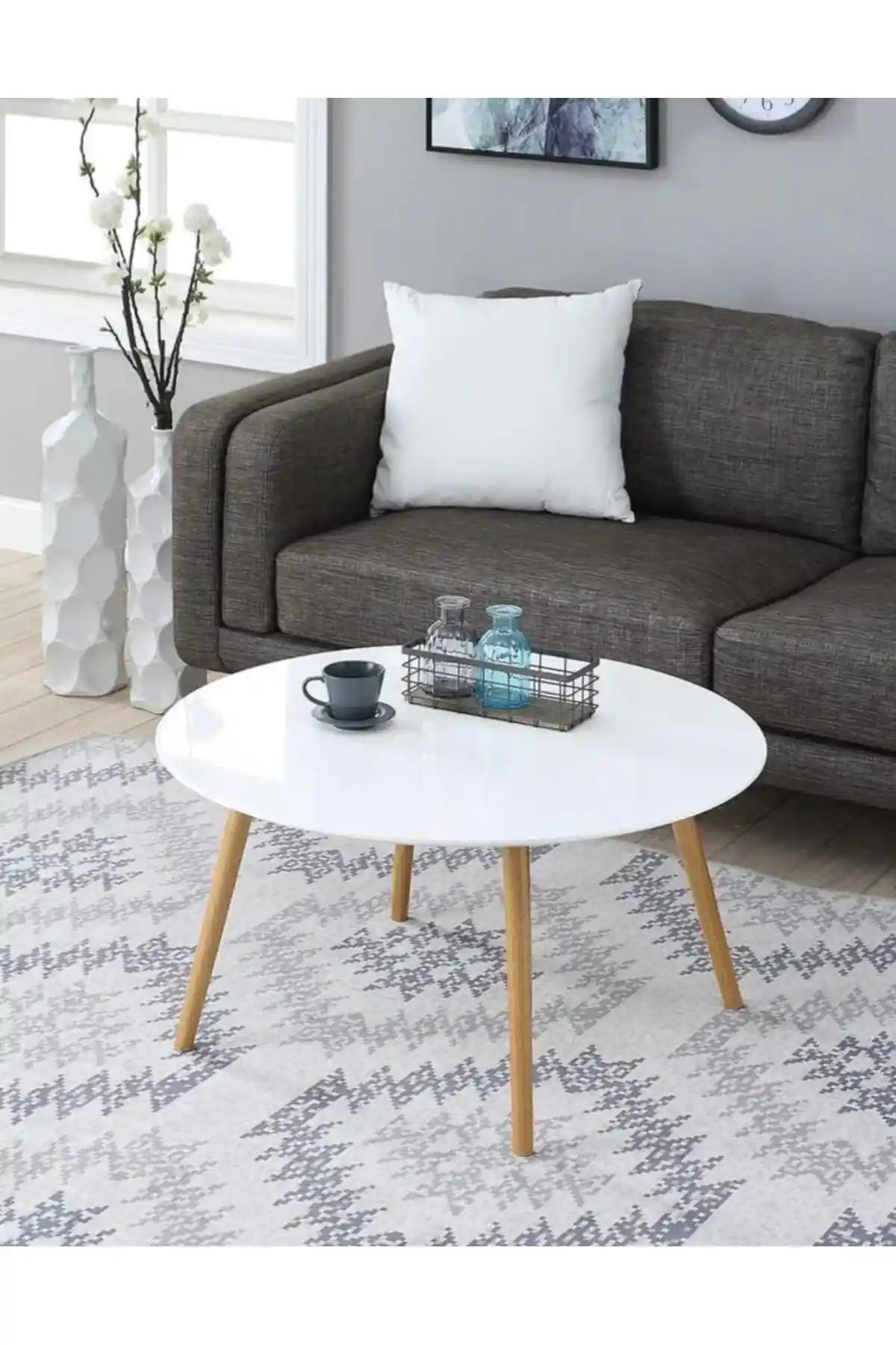 Yuvarlak Orta Masa ile Dekorasyonunuzu Modern ve Şık Hale Getirin