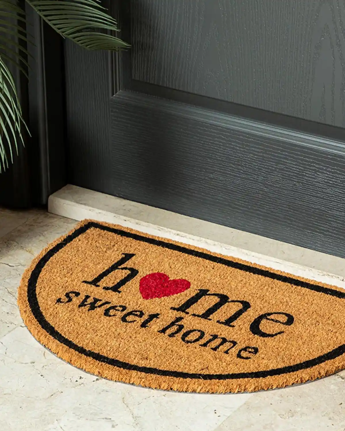 Zara Home Kapı Paspası ile Dekorasyonunuzu Şıklık ve Fonksiyonellik ile Tamamlayın