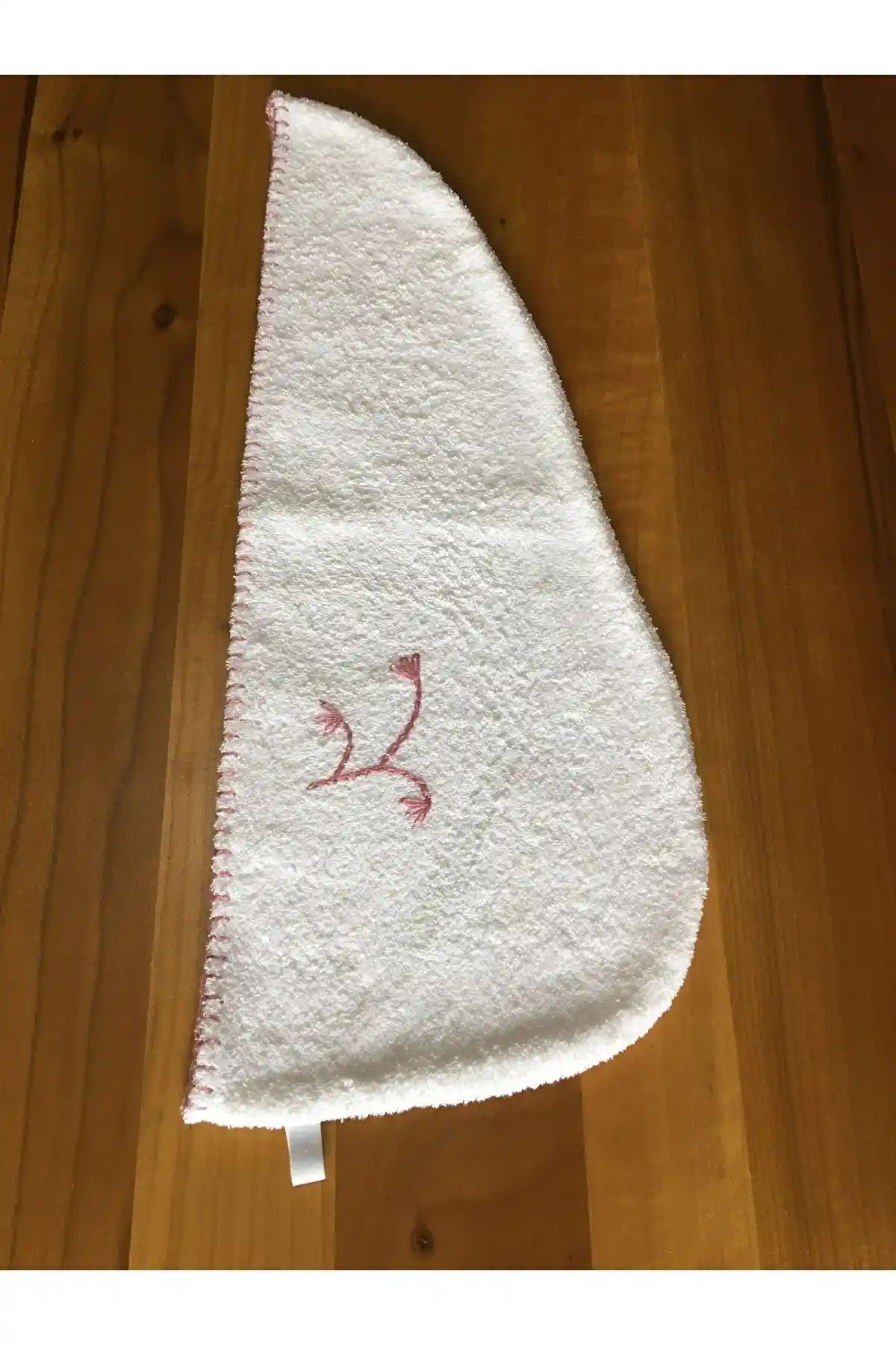 GÜLTEN COLLECTION Pembe Saç Havlusu: Şıklık ve Fonksiyonelliği Bir Arada Sunan Ürün