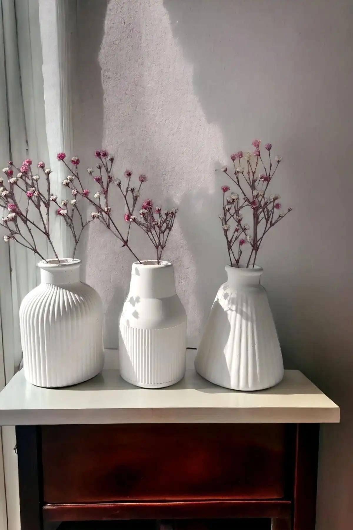 ALLEZA HOME Dekoratif Üçlü Minyatür Beton Vazo Seti ile Eşsiz Bir İç Mekan Tasarımı
