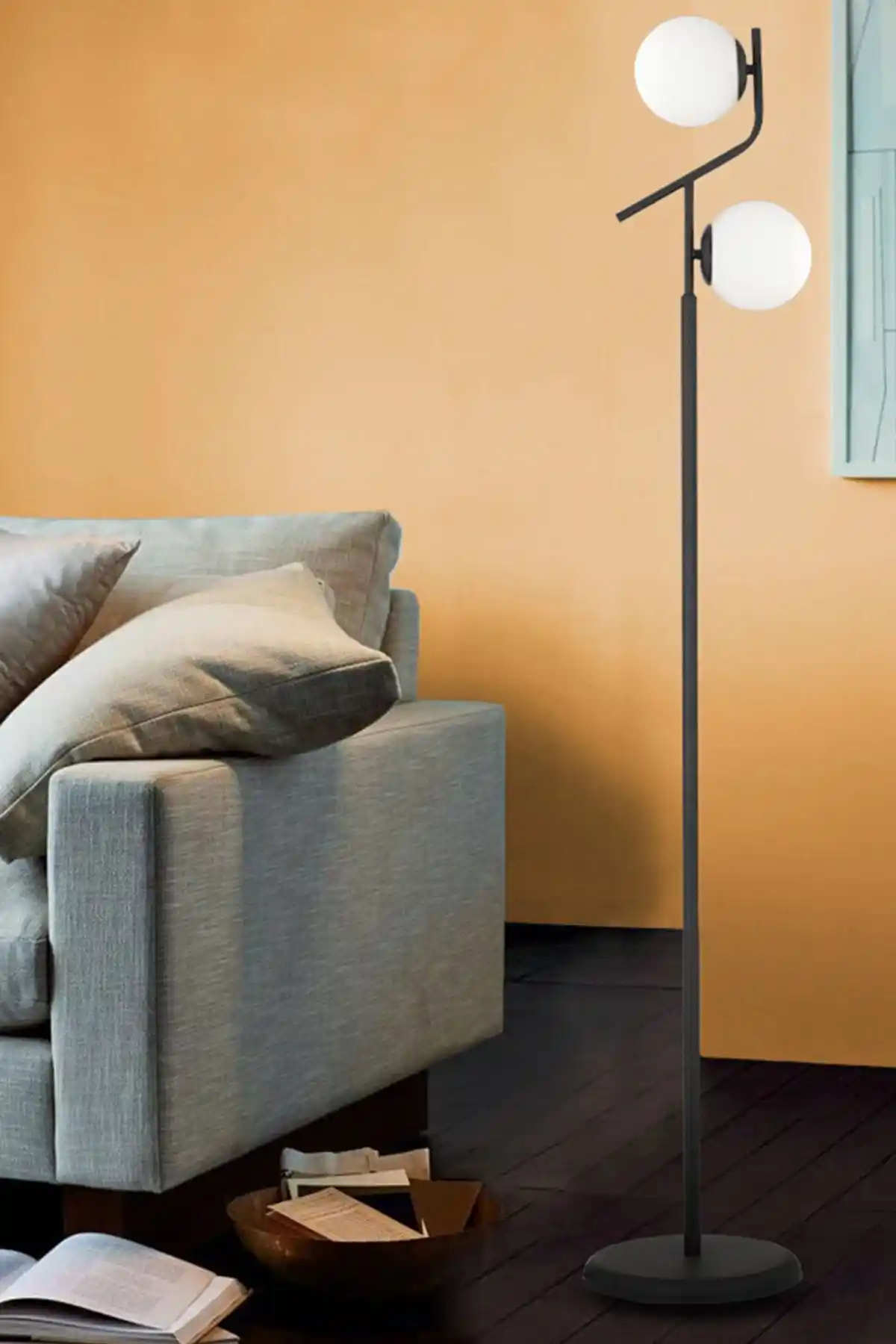 Apliqa Velar Siyah Beyaz Camlı Lambader: Modern Tasarımda Estetik ve Fonksiyon