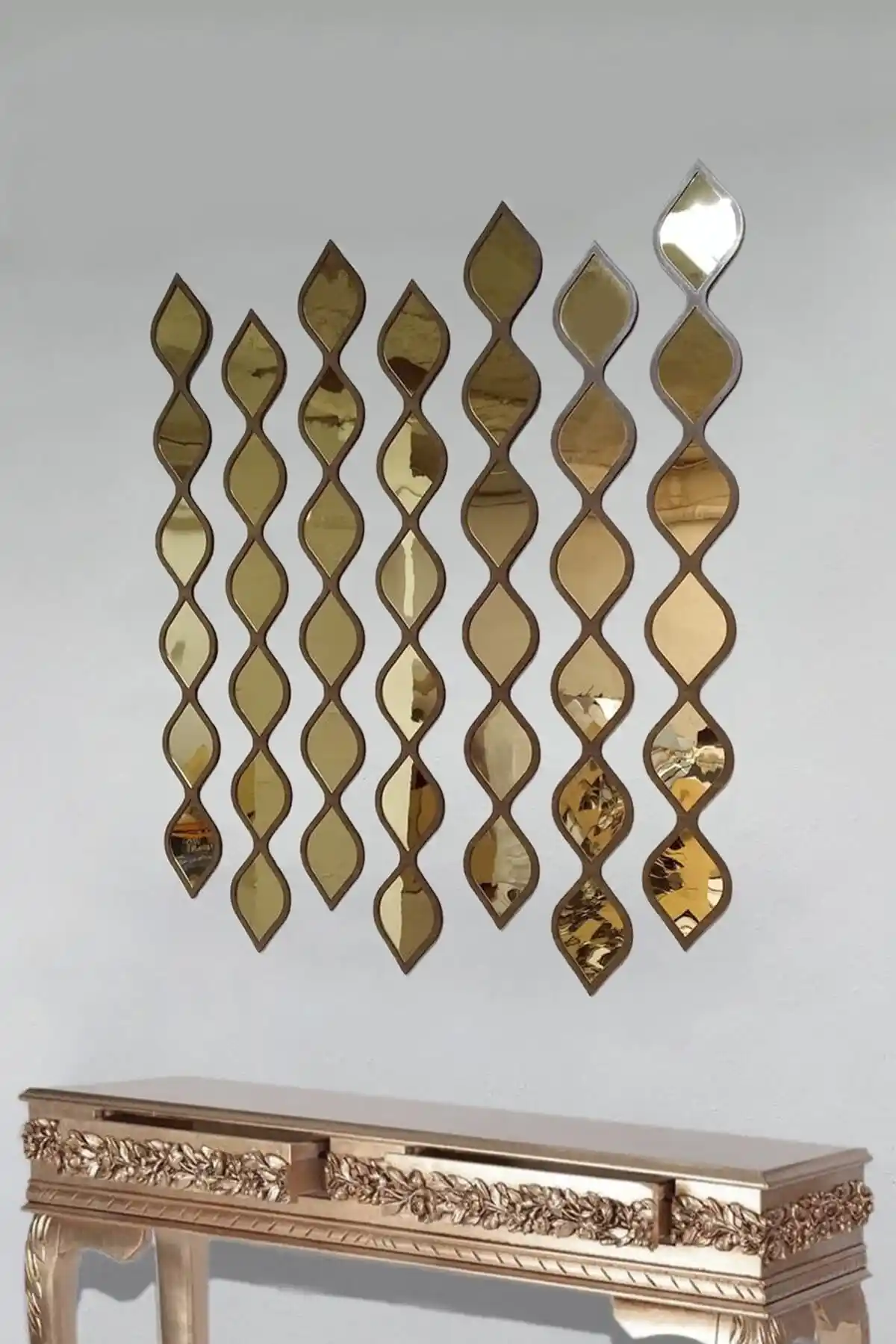 MDM Dizayn Su Damlası Dekoratif Ayna: Estetik ve Modern Bir Tasarım