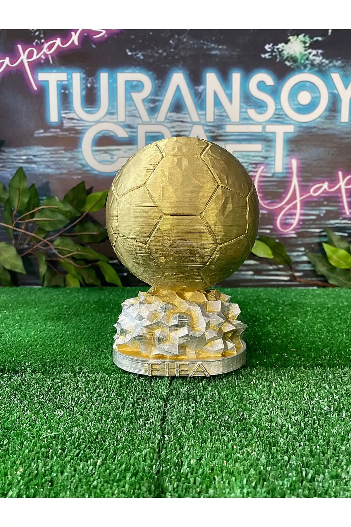 TuransoyCraftBallon D'OR Avrupa Yılın Futbolcusu Ödülü: Kaliteli ve Estetik Tasarım