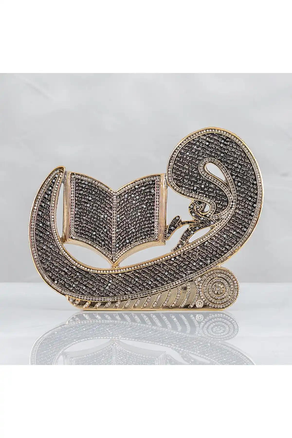 Yasin Vav Kitabe: Estetik ve Kullanışlılığın Bir Arada Sunulduğu Özel Ürün