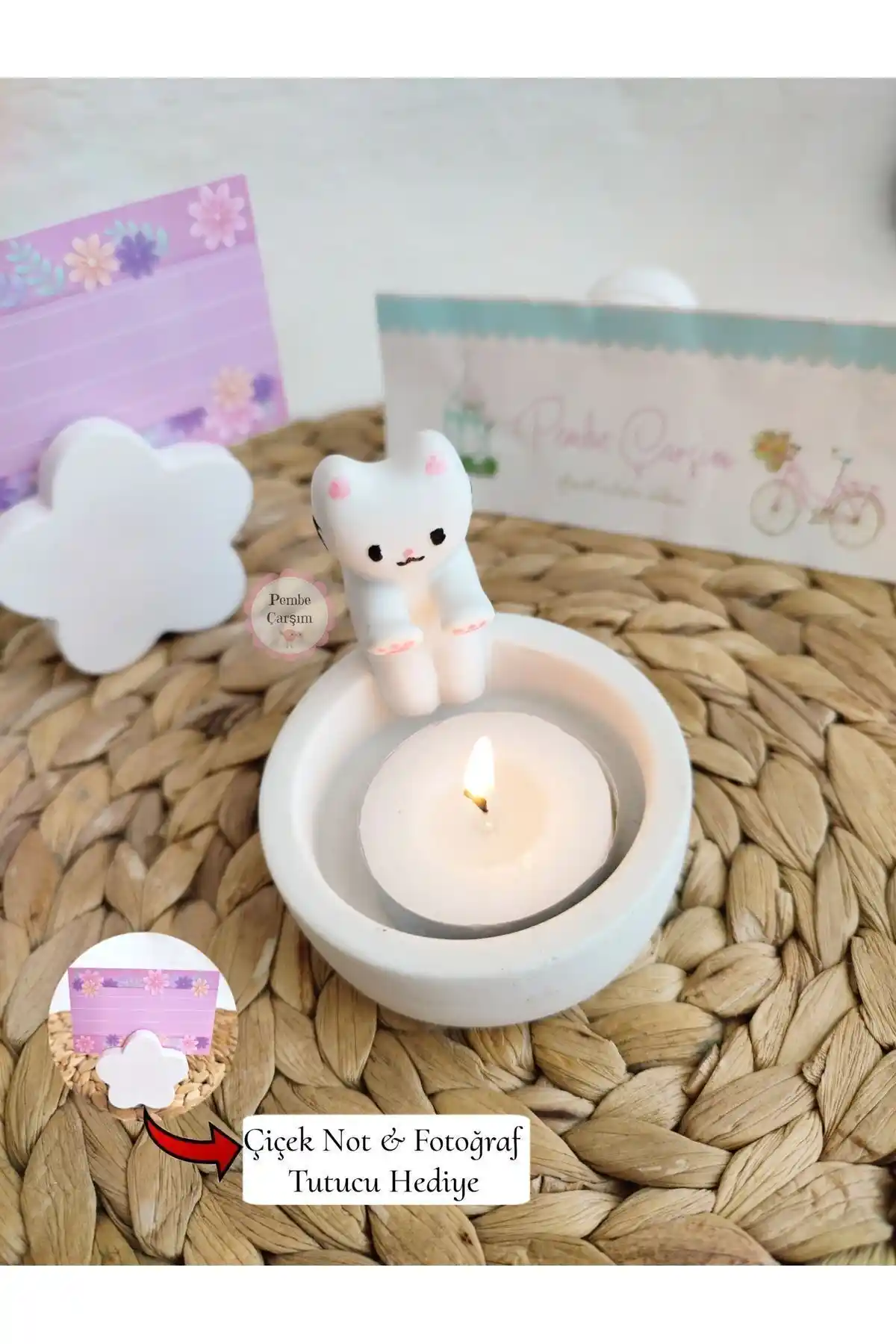 Pembe Çarşı Üşüyen Kedi Mumluk & Çiçek Not Tutucu: Modern ve Dayanıklı Dekoratif Ürün