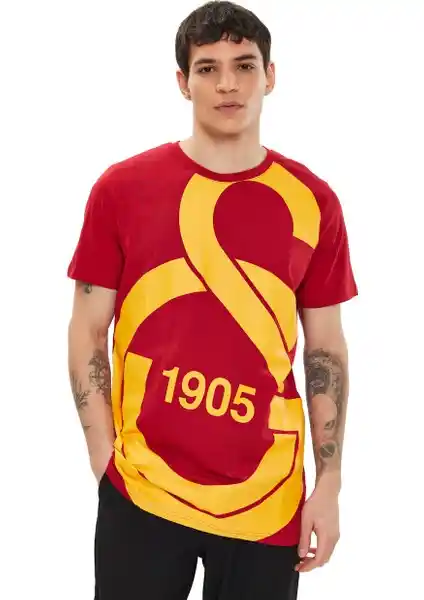 Galatasaray Büyük Logolu T-Shirt: Kaliteli ve Şık Taraftar Ürünü