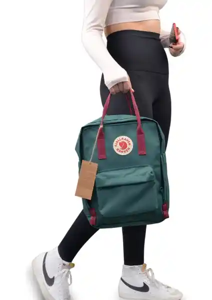 Kanken Sırt Çantası: Günlük Kullanım İçin Pratik ve Şık Dayanıklı Çanta Seçenekleri