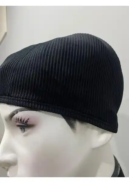 Likra Kumaş Yüzme Bonesi: Elastik, Rahat ve Dayanıklı Su Sporları Aksesuarı