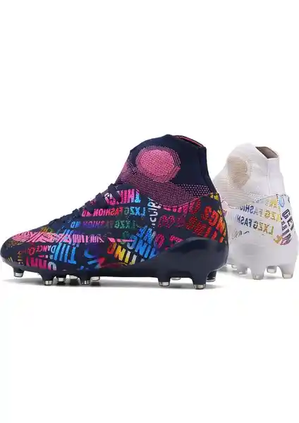 LRsmile Siyah Beyaz Futbol Ayakkabısı Yüksek Performans ve Şık Tasarım Sunar