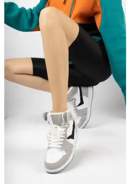 Mcdark Uzun Bilekli Spor Ayakkabı Kadınlar İçin Şık ve Dayanıklı Tasarım