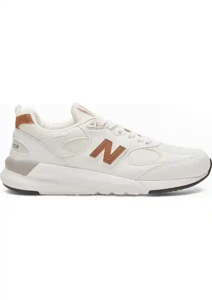 New Balance 109 Kadın Beyaz Sneaker WS109WTA: Şıklık ve Konforun Mükemmel Buluşması