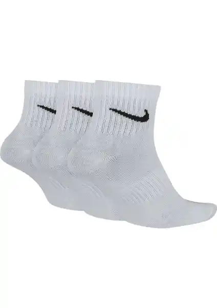 Nike U Nk Everyday Ltwt Ankle 3Pr Unisex Çorap: Hafif, Konforlu ve Şık Günlük Spor Çorapları