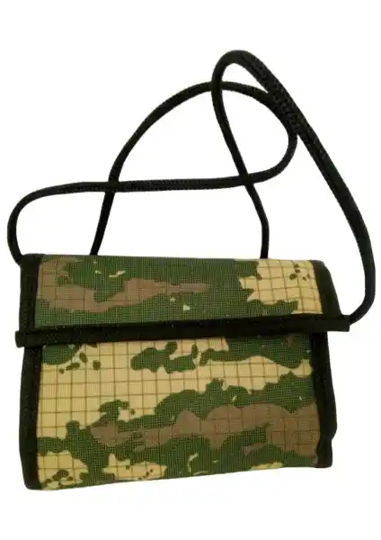 Sağlam Asker Cüzdanı Ipli Boyunluk Cüzdanı: Dayanıklı ve Taşınabilir Tasarım