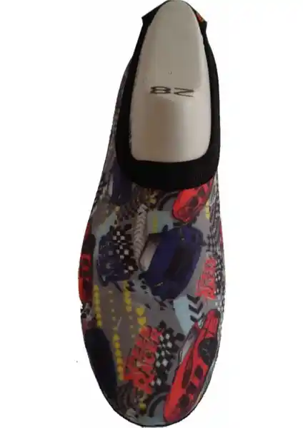 Savana Çocuklar İçin Deniz ve Havuz Patiği: Güvenli ve Konforlu Su Ayakkabısı Seçenekleri