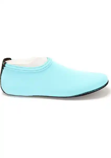 Savana Kaymaz Havuz Patiği: Güvenli ve Konforlu Ayak Koruma Çözümü