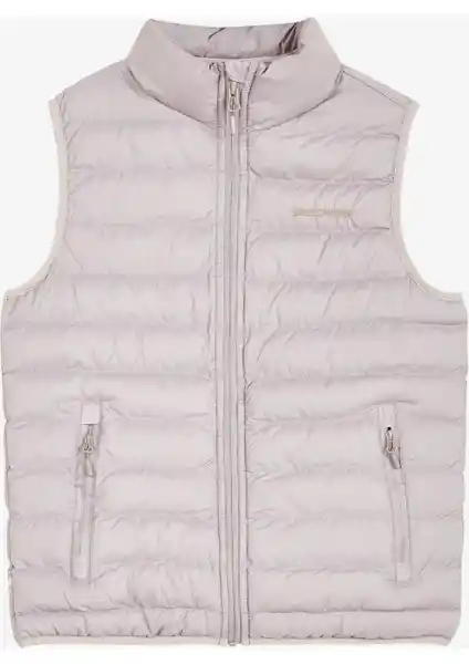 Skechers W Essential Mor Kadın Yelek: Şıklık ve Konfor Sunan Modern Tasarım